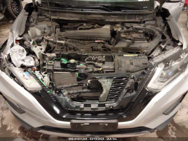 5N1AT2MV4HC877013 Nissan ROGUE SV
