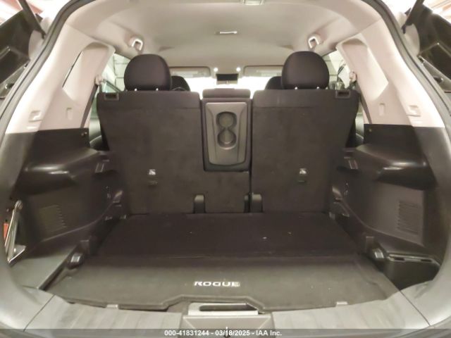 5N1AT2MV4HC877013 Nissan ROGUE SV