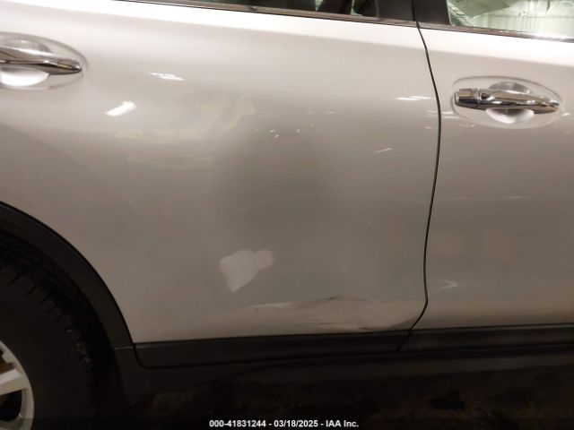 5N1AT2MV4HC877013 Nissan ROGUE SV
