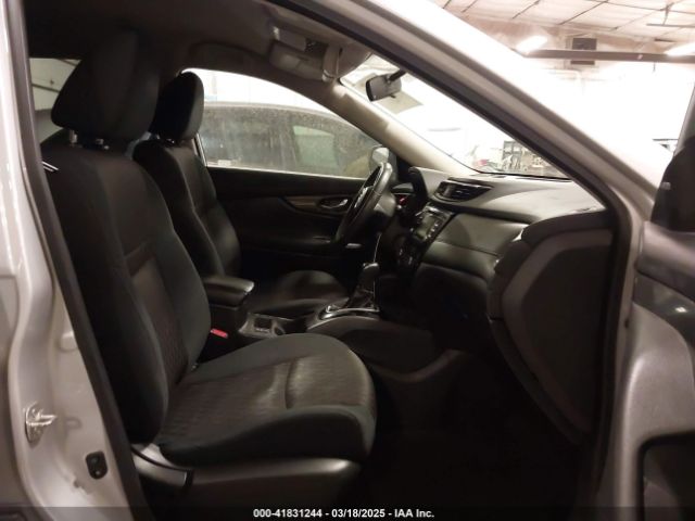 5N1AT2MV4HC877013 Nissan ROGUE SV