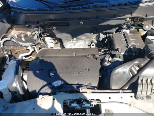 JA4AP3AU6HZ022959 Mitsubishi Outlander Sport 2.0 Es
