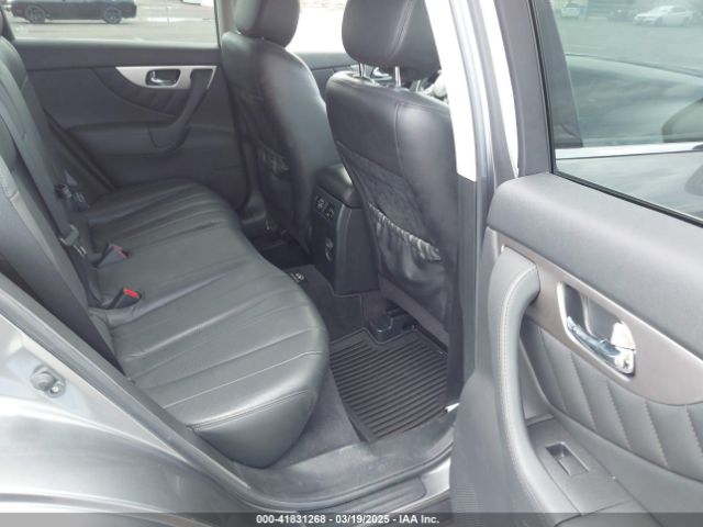 JN8CS1MU4FM380024 Infiniti QX70