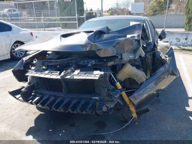 2C3CDZBT7KH641758 Dodge Challenger R/t