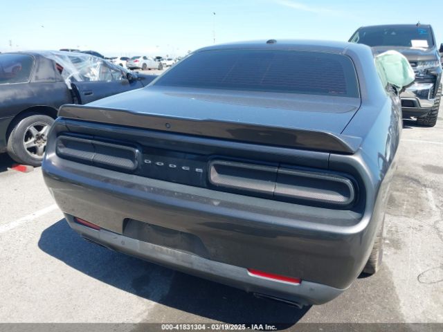 2C3CDZBT7KH641758 Dodge Challenger R/t