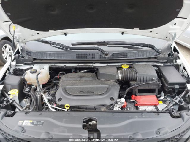 2023 CHRYSLER VOYAGER 2C4RC1CG0PR596076 Photo 9