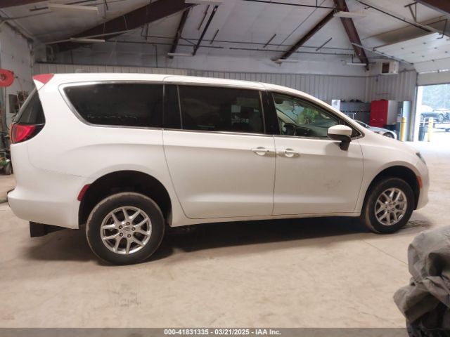 2C4RC1CG0PR596076 Chrysler Voyager Lx