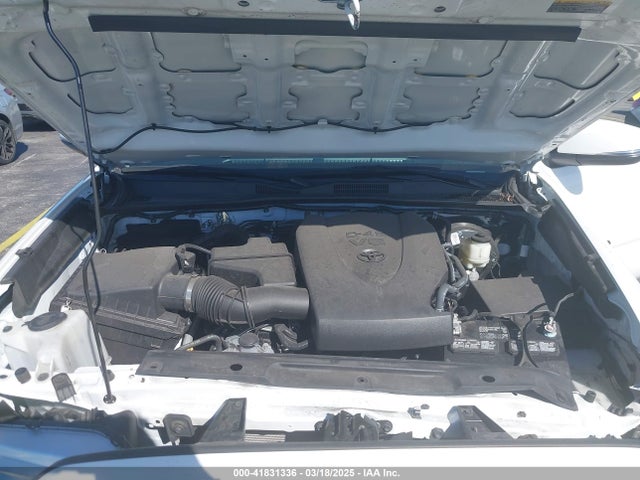3TMBZ5DN6NM037317 Toyota Tacoma Sr5 V6