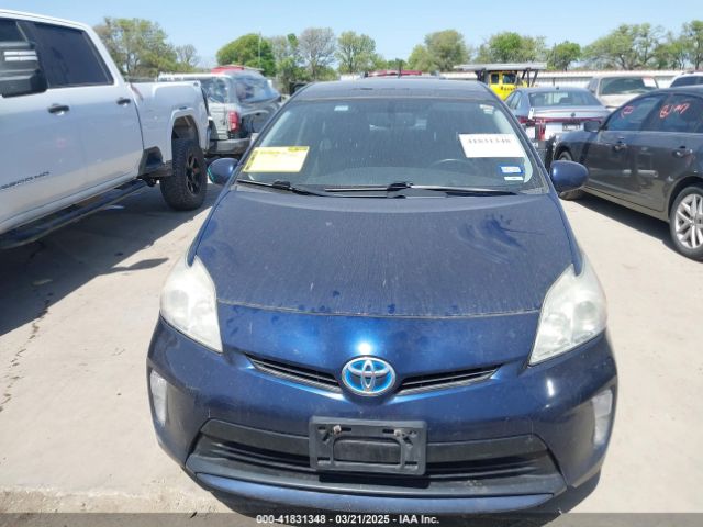 JTDKN3DU3E1748350 Toyota Prius Four
