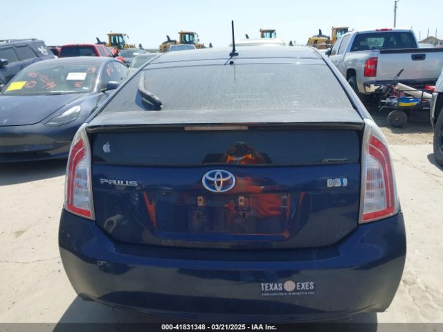 JTDKN3DU3E1748350 Toyota Prius Four