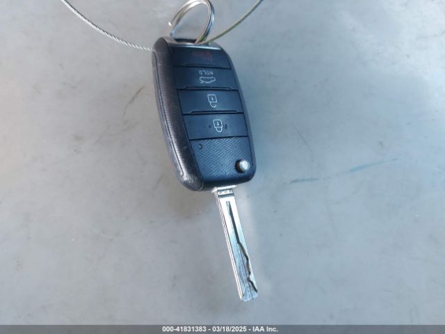 5XXGM4A79EG316606 KIA Optima Lx