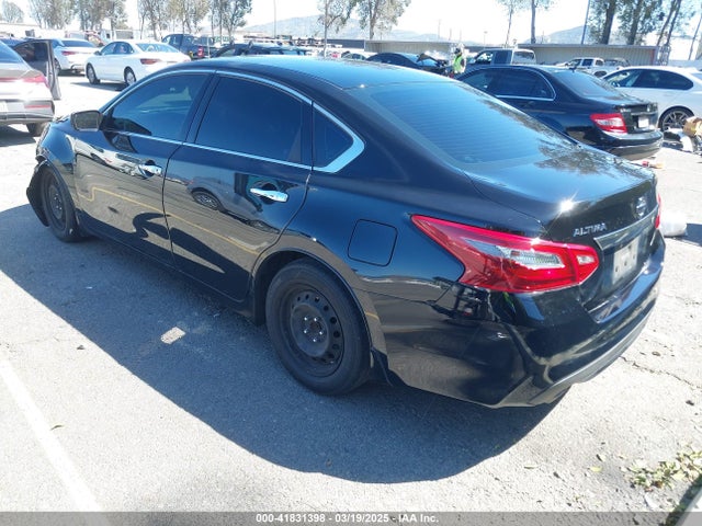 1N4AL3AP2JC153011 Nissan Altima 2.5 S