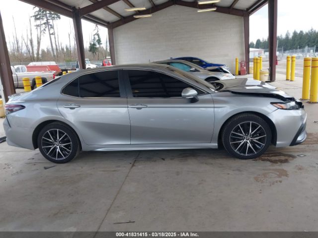 4T1G11AK8NU690920 Toyota CAMRY SE