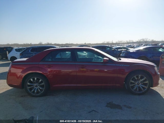 2C3CCABG1EH331116 Chrysler 300 300s