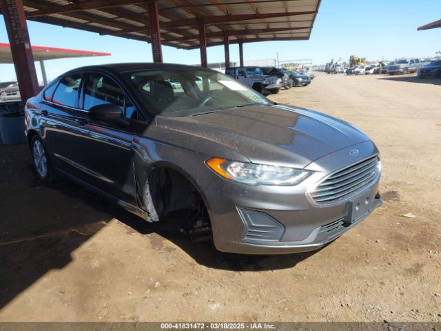 3FA6P0HD9KR104024 Ford FUSION SE