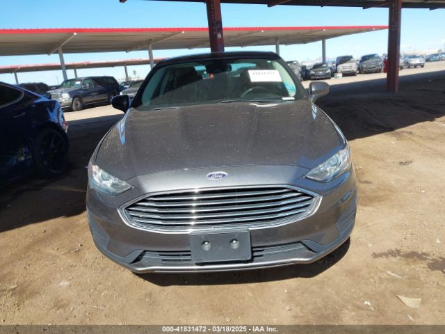3FA6P0HD9KR104024 Ford FUSION SE