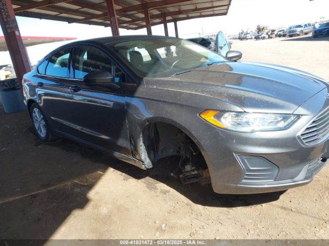 3FA6P0HD9KR104024 Ford FUSION SE