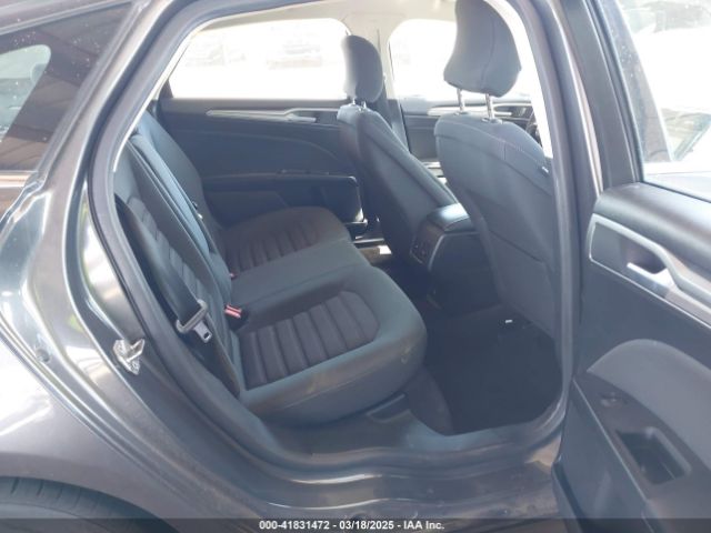 3FA6P0HD9KR104024 Ford FUSION SE
