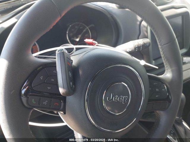 ZACNJDE1XNPN71389 Jeep Renegade Altitude 4x4