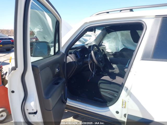 ZACNJDE1XNPN71389 Jeep Renegade Altitude 4x4