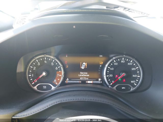 ZACNJDE1XNPN71389 Jeep Renegade Altitude 4x4