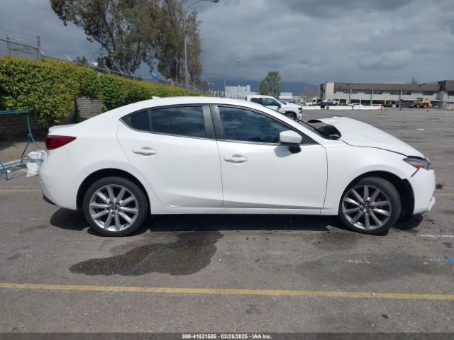 3MZBN1V76HM121935 Mazda Mazda3 Touring