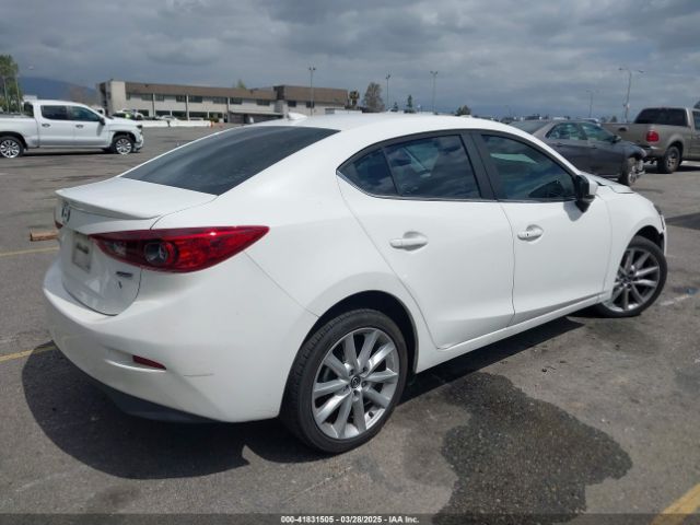 3MZBN1V76HM121935 Mazda Mazda3 Touring