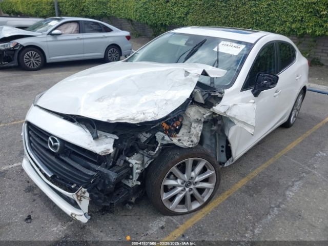 3MZBN1V76HM121935 Mazda Mazda3 Touring