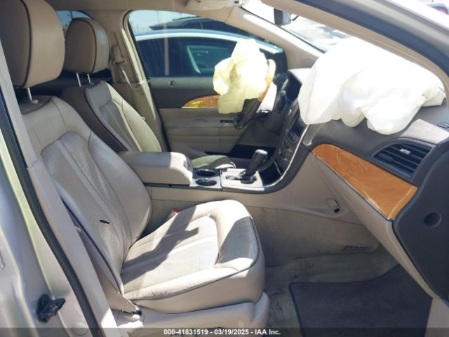 2LMDJ6JK8EBL15698 Lincoln MKX