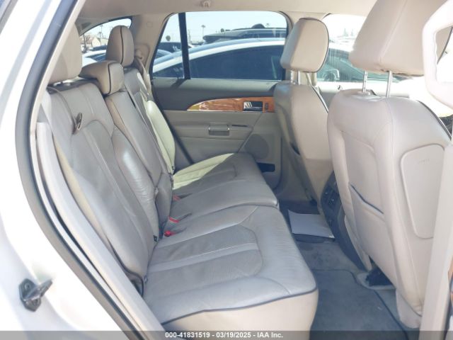 2LMDJ6JK8EBL15698 Lincoln MKX