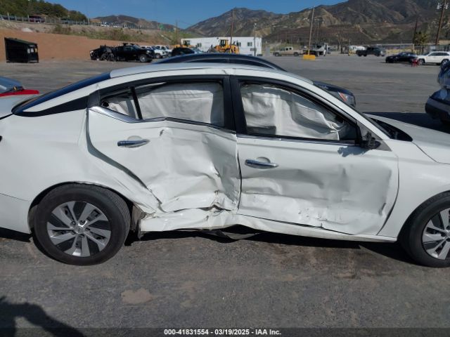 1N4BL4BV1MN392131 Nissan Altima S Fwd