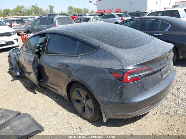2023 TESLA MODEL 3 5YJ3E1EA2PF569644 Photo 2