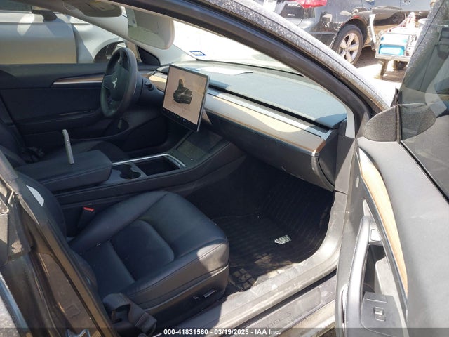 2023 TESLA MODEL 3 5YJ3E1EA2PF569644 Photo 4