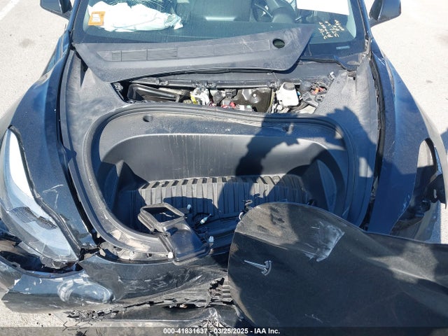 2023 TESLA MODEL 3 5YJ3E1EA2PF696877 Photo 9