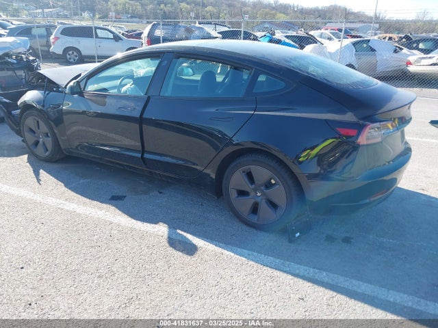 2023 TESLA MODEL 3 5YJ3E1EA2PF696877 Photo 2