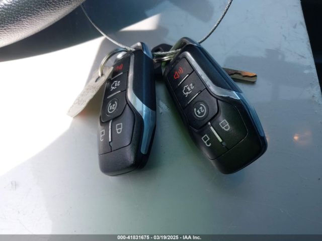 1FM5K7D83HGE12498 Ford EXPLORER XLT