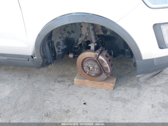 1FM5K7D83HGE12498 Ford EXPLORER XLT