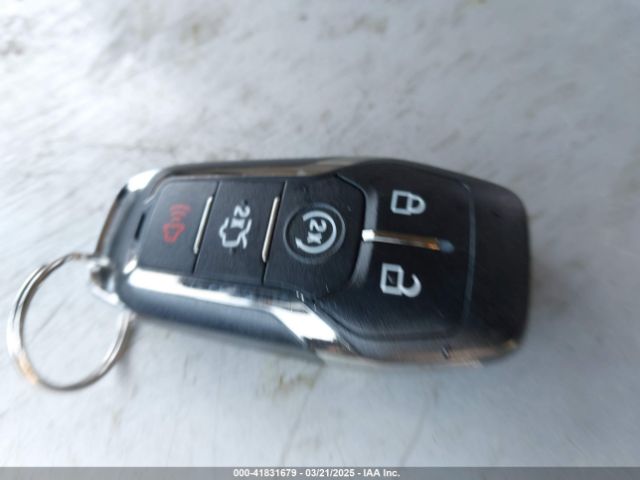 3LN6L2G94FR619447 Lincoln MKZ
