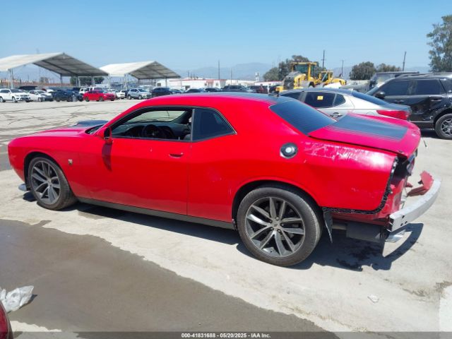 2C3CDZFJ0HH636368 Dodge Challenger 392 Hemi Scat Pack Shaker