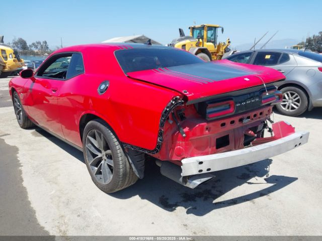2C3CDZFJ0HH636368 Dodge Challenger 392 Hemi Scat Pack Shaker