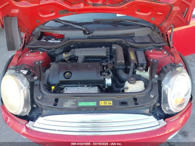 2008 MINI COOPER WMWMF33588TT64697 Photo 9