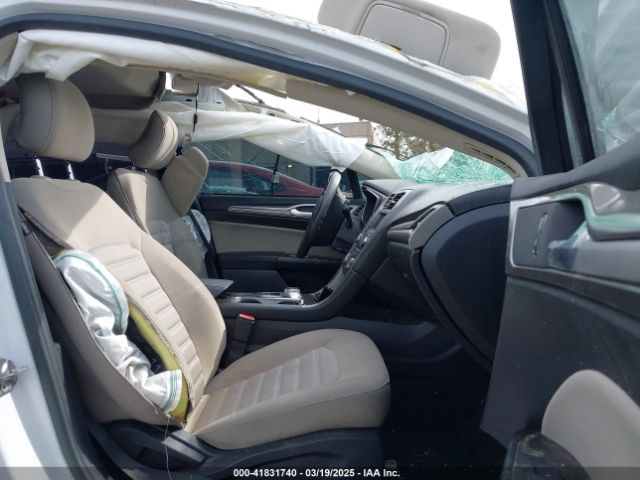 3FA6P0UU6HR264912 Ford Fusion Hybrid S