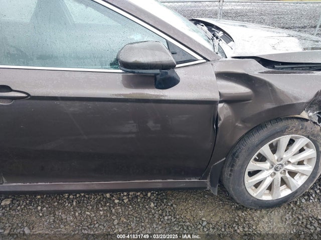 4T1B11HK9KU744852 Toyota CAMRY LE