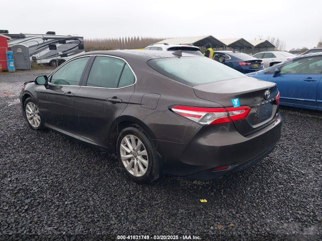 4T1B11HK9KU744852 Toyota CAMRY LE