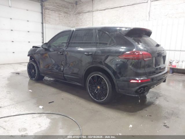 2016 PORSCHE CAYENNE WP1AD2A24GLA75425 Photo 2