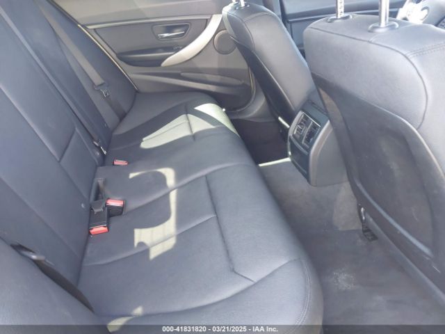 2018 BMW 320I WBA8E1G52JNU89675 Photo 7