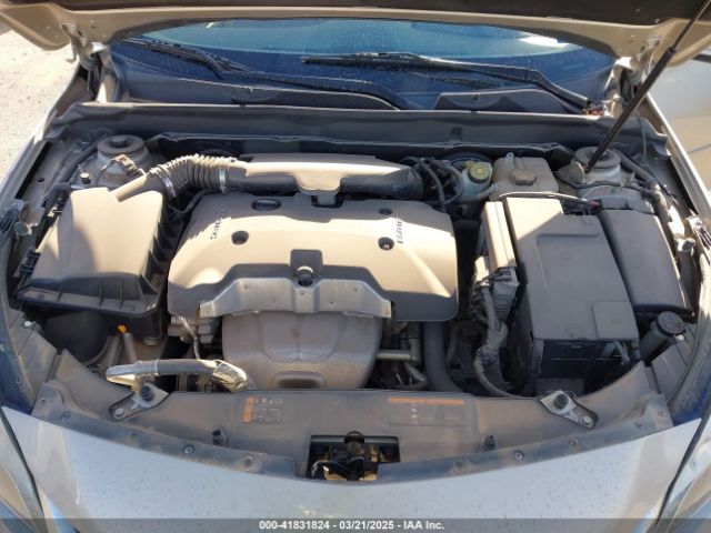 1G11D5SL3FF338326 Chevrolet MALIBU 2LT