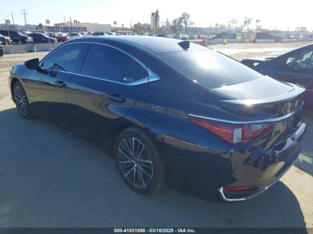 58ADA1C14RU037023 Lexus ES 300H