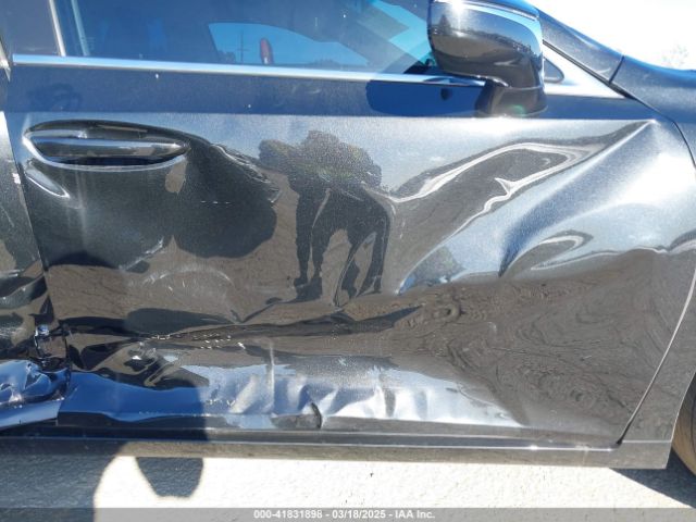 58ADA1C14RU037023 Lexus ES 300H