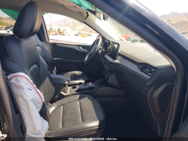 1FMCU9JA6PUA81422 Ford gtdi a