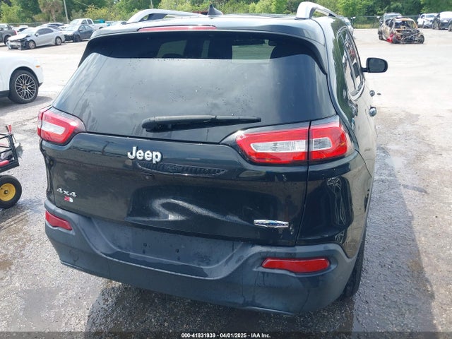 1C4PJMCS6FW787736 Jeep Cherokee Latitude